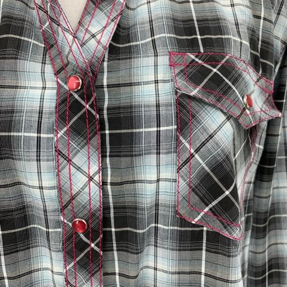 Cowgirl Legend Shirt Women L Large Gray Pink Lace Panel Plaid Pearl Snap Western - Picture 4 of 12